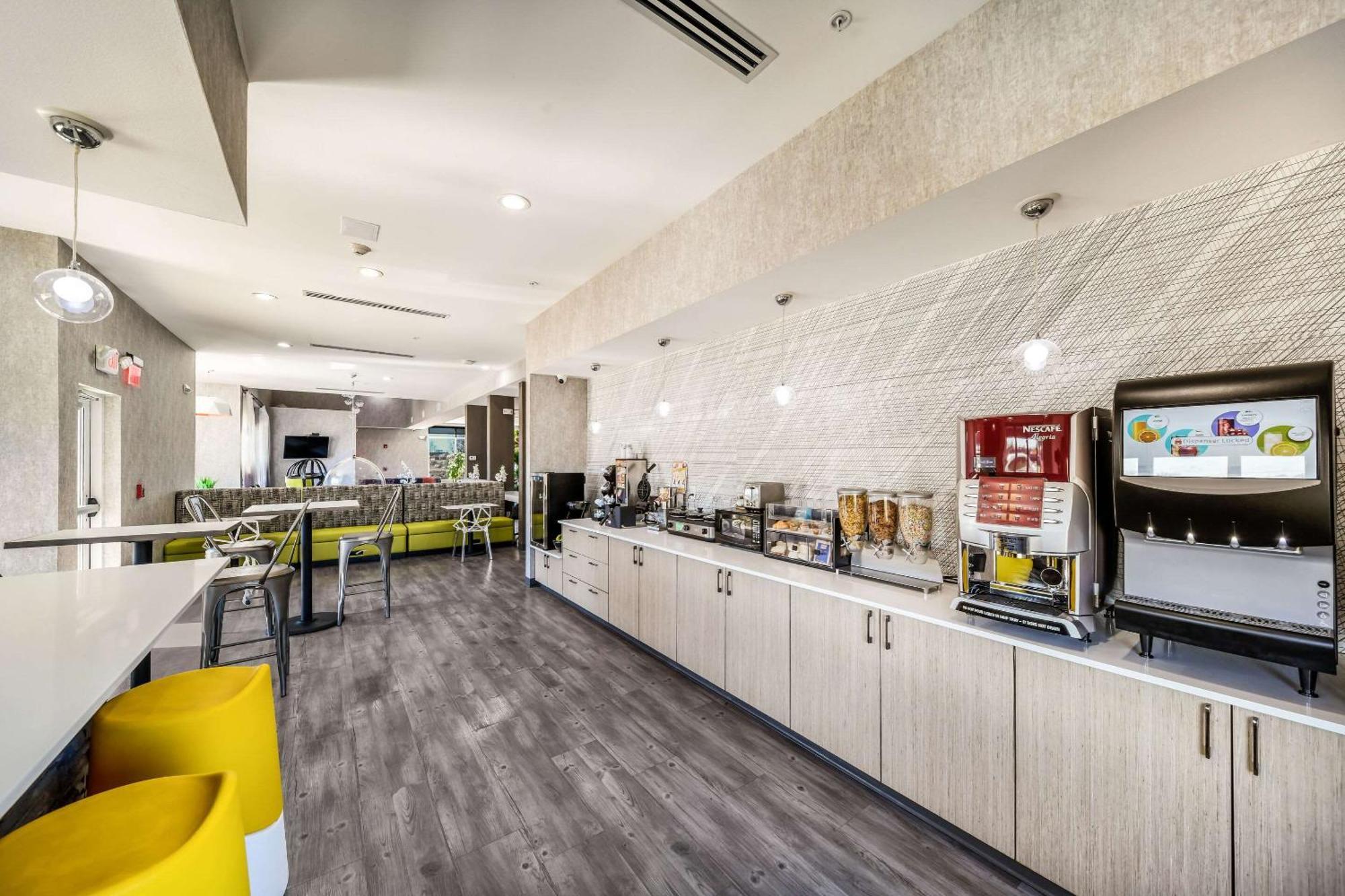 Hy-Lo Hotel, Ascend Hotel Collection Calera Extérieur photo