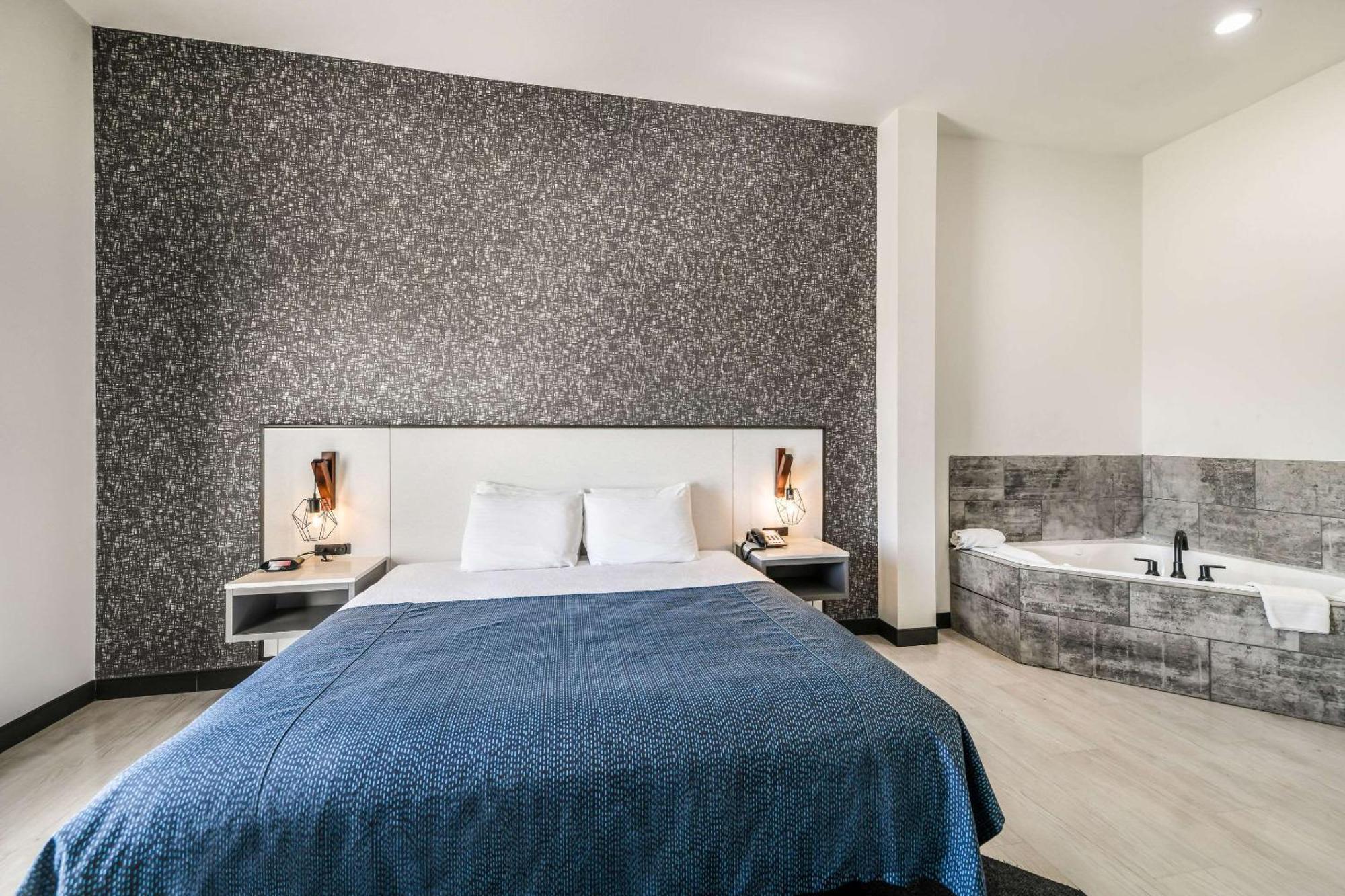 Hy-Lo Hotel, Ascend Hotel Collection Calera Extérieur photo