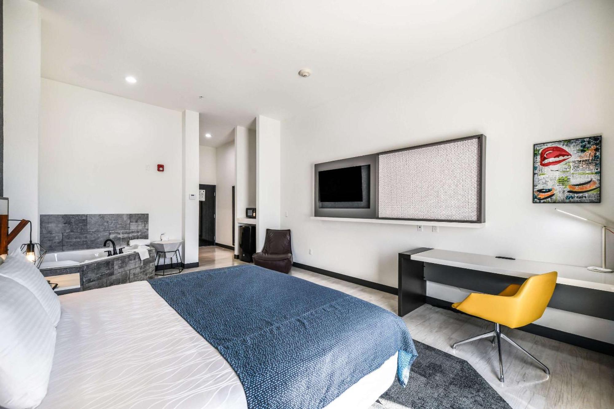 Hy-Lo Hotel, Ascend Hotel Collection Calera Extérieur photo