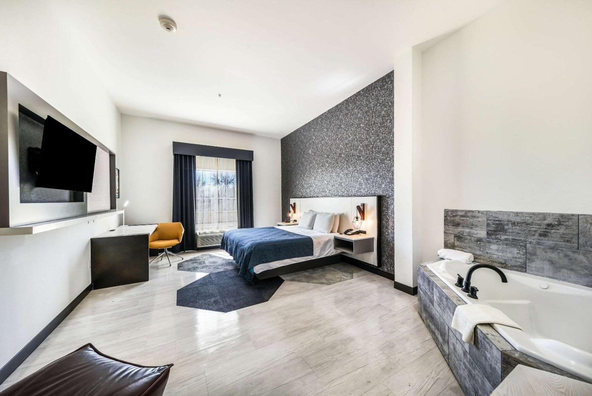 Hy-Lo Hotel, Ascend Hotel Collection Calera Extérieur photo