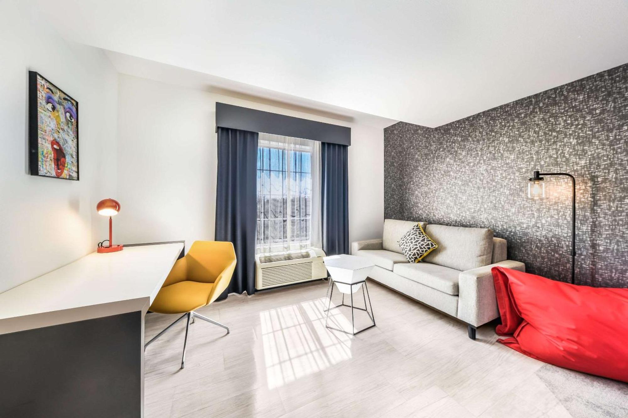 Hy-Lo Hotel, Ascend Hotel Collection Calera Extérieur photo